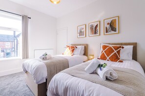 Apartment | Iron/ironing board, free WiFi