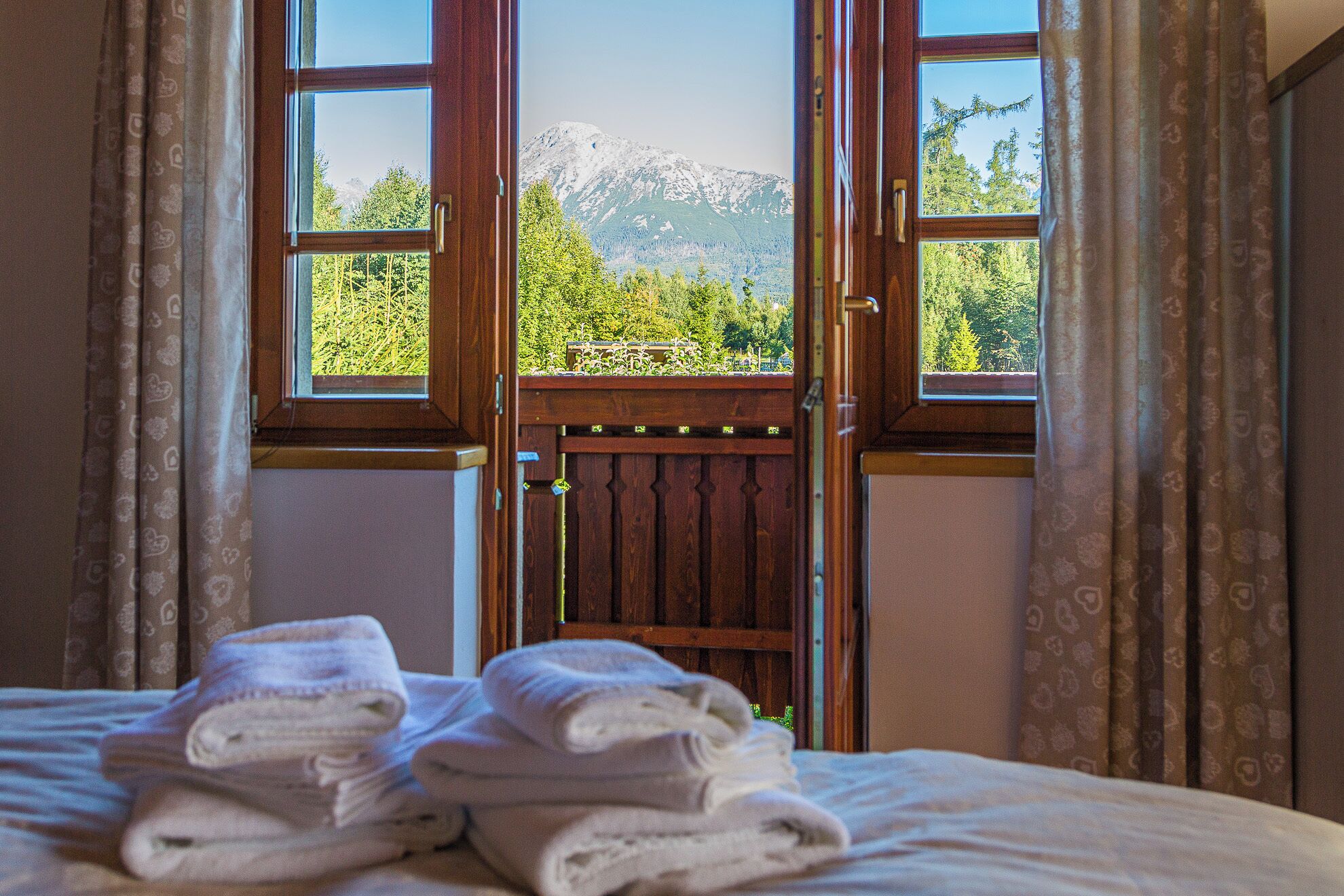 1 室のベッドルーム、アイロン / アイロン台、旅行用ベビーベッド、WiFi (無料)