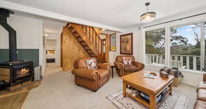 Banksia Mountain Retreat