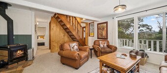 Banksia Mountain Retreat