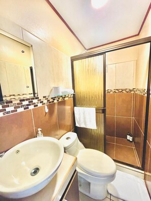 Standard Apartment | Bathroom