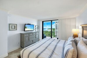 3 bedrooms, iron/ironing board, internet, bed sheets