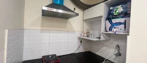 Réfrigérateur, lave-vaisselle