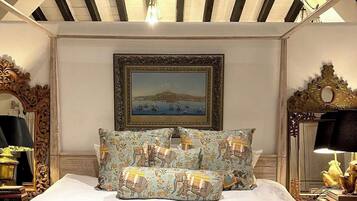 4 bedrooms, Internet, bed sheets