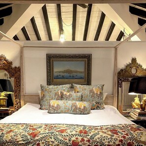 4 室のベッドルーム、インターネット、ベッドシーツ