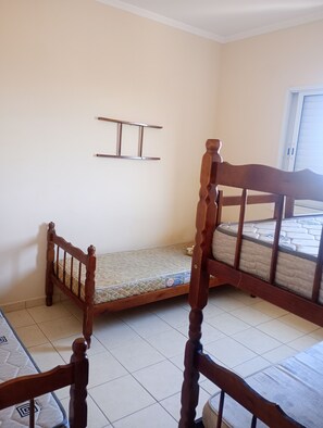 2 bedrooms