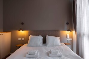 2 chambres, fer et planche à repasser, Wi-Fi, literie fournie