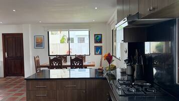 Mikrowelle, Ofen, Herdplatte