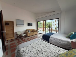 3 bedrooms, WiFi, bed sheets