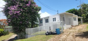 Exterior - Country Living in San Juan (San Juan)