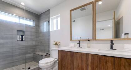 L.A Haven Spacious Townhome