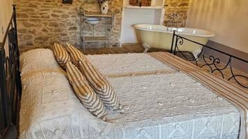 3 camere, ferro/asse da stiro, Wi-Fi, lenzuola