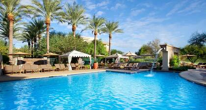 Discover your perfect desert retreat at The Westin Kierland Villas, Scottsdale