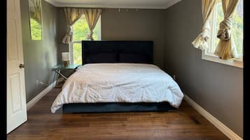 4 bedrooms, WiFi, bed sheets