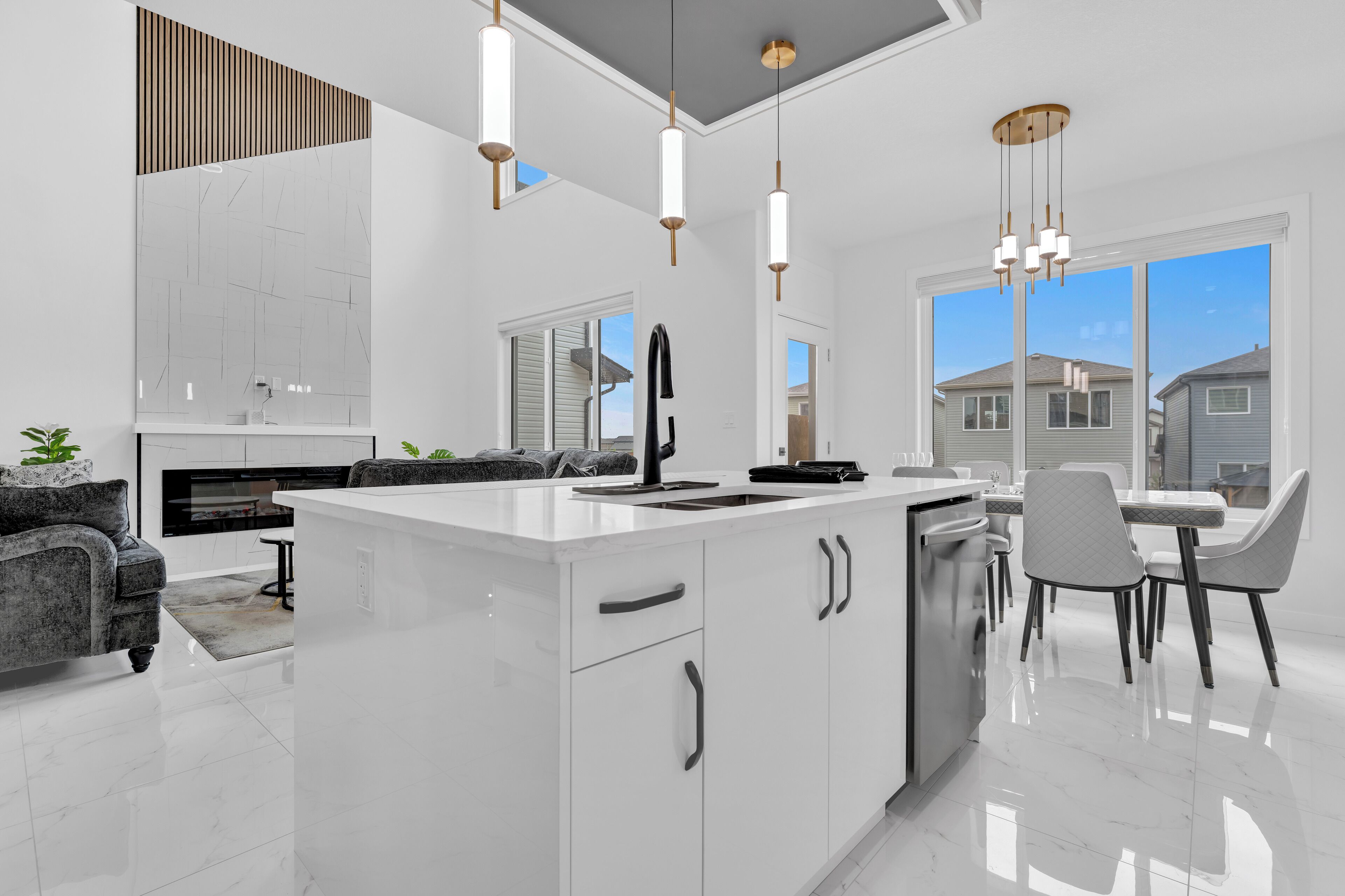 微波炉、烤箱、炉灶、洗碗机