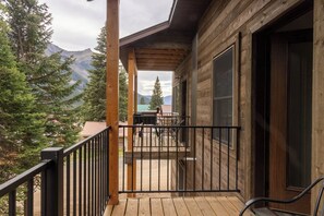 Property grounds - Inviting 3-Bedroom Retreat with Mountain Views – Minutes from Yellowstone’s Northeast Entrance (Cooke City)