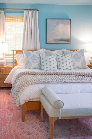 2 bedrooms, iron/ironing board, travel cot, free WiFi