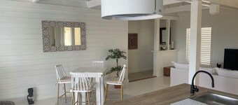 Les Trois Ilets : Large wooden villa with pool and sea view 4 bedrooms 4 bathrooms.