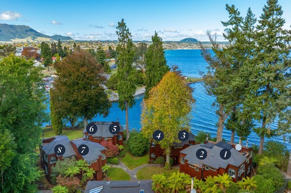 Exterior - Chalet 5, The Retreat - located within a private lakefront estate (Taupo)