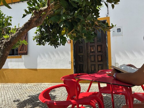 Fabulous 3-bedroom studio in Assumar