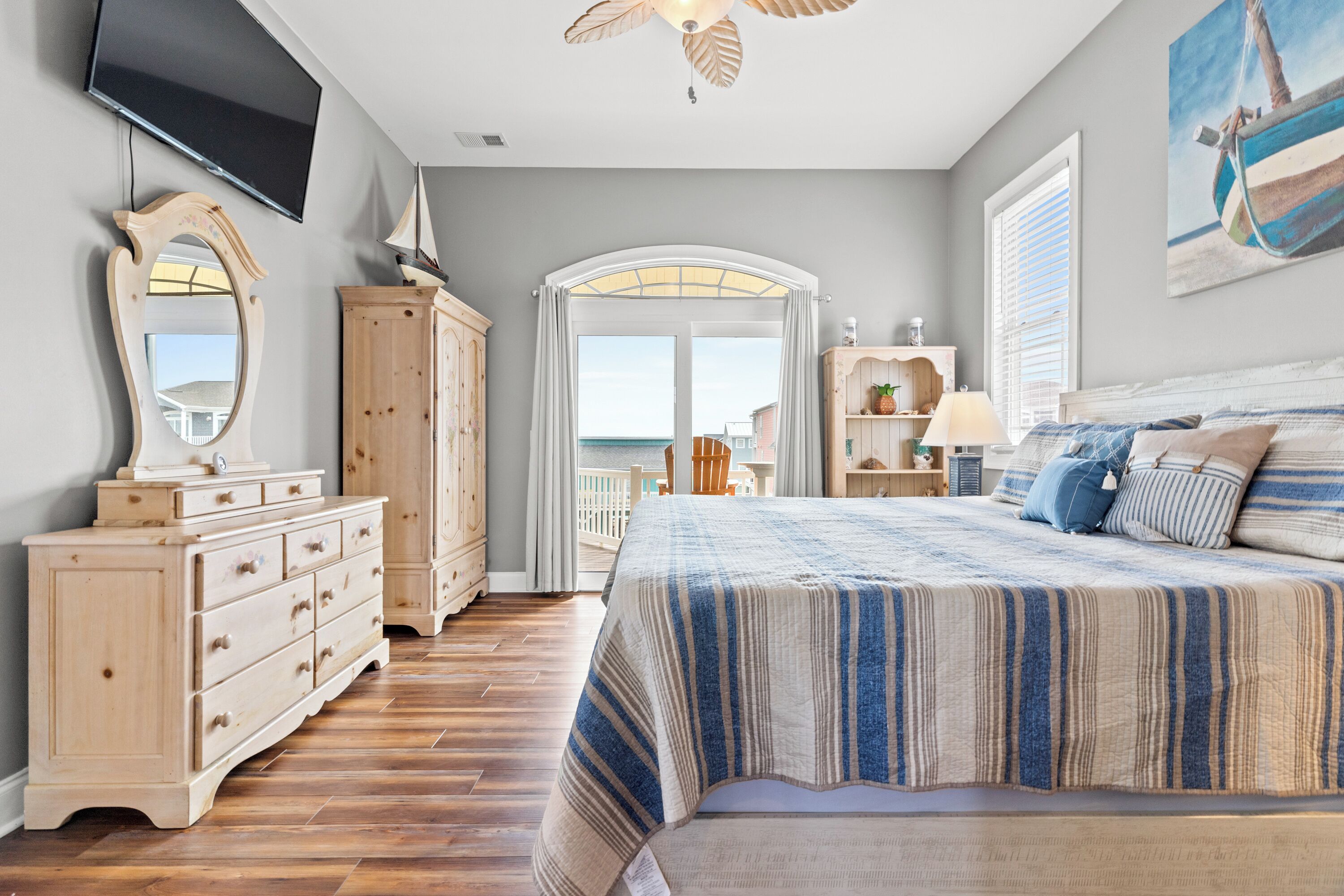 5 chambres, fer et planche à repasser, lit parapluie, Wi-Fi gratuit