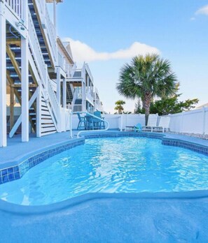 A heated pool - Shore 2 please; 6-pass golf cart incl, Priv Pool (Ocean Isle Beach)