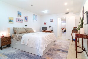 1 chambre, fer et planche à repasser, Wi-Fi, draps fournis