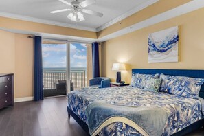 3 bedrooms, desk, free WiFi, bed sheets - High Tide Hideaway @ St. Maarten (Daytona Beach Shores)