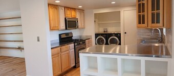 Greenish-Acres Farmhouse