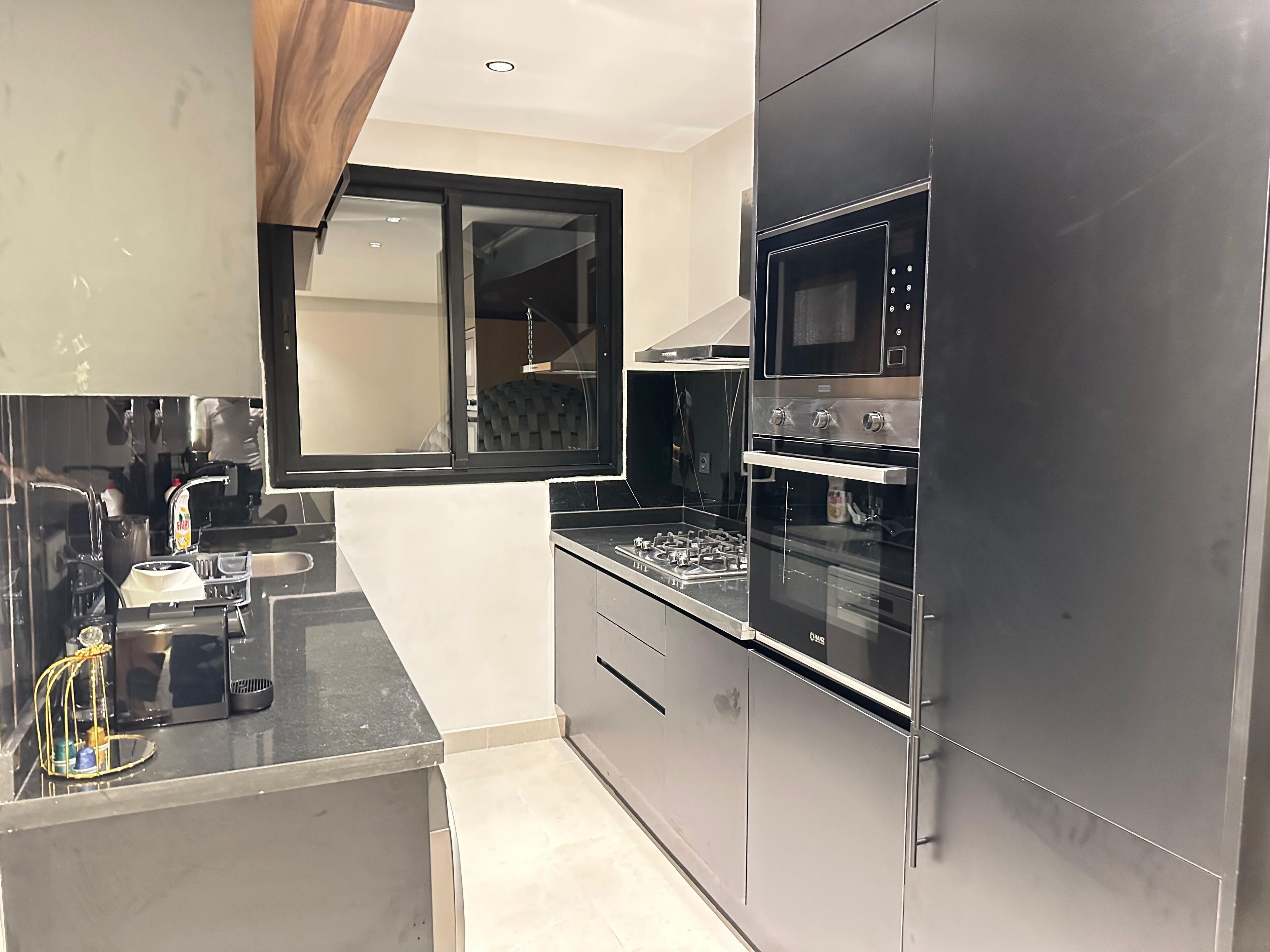 Microwave, oven, stovetop, dishwasher