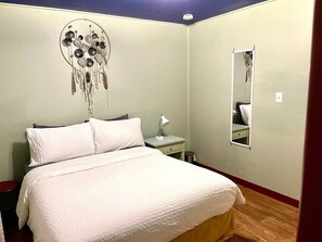 2 bedrooms, iron/ironing board, travel crib, free WiFi