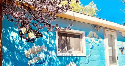 Hayduke's Hideout - Downtown, Dog Friendly