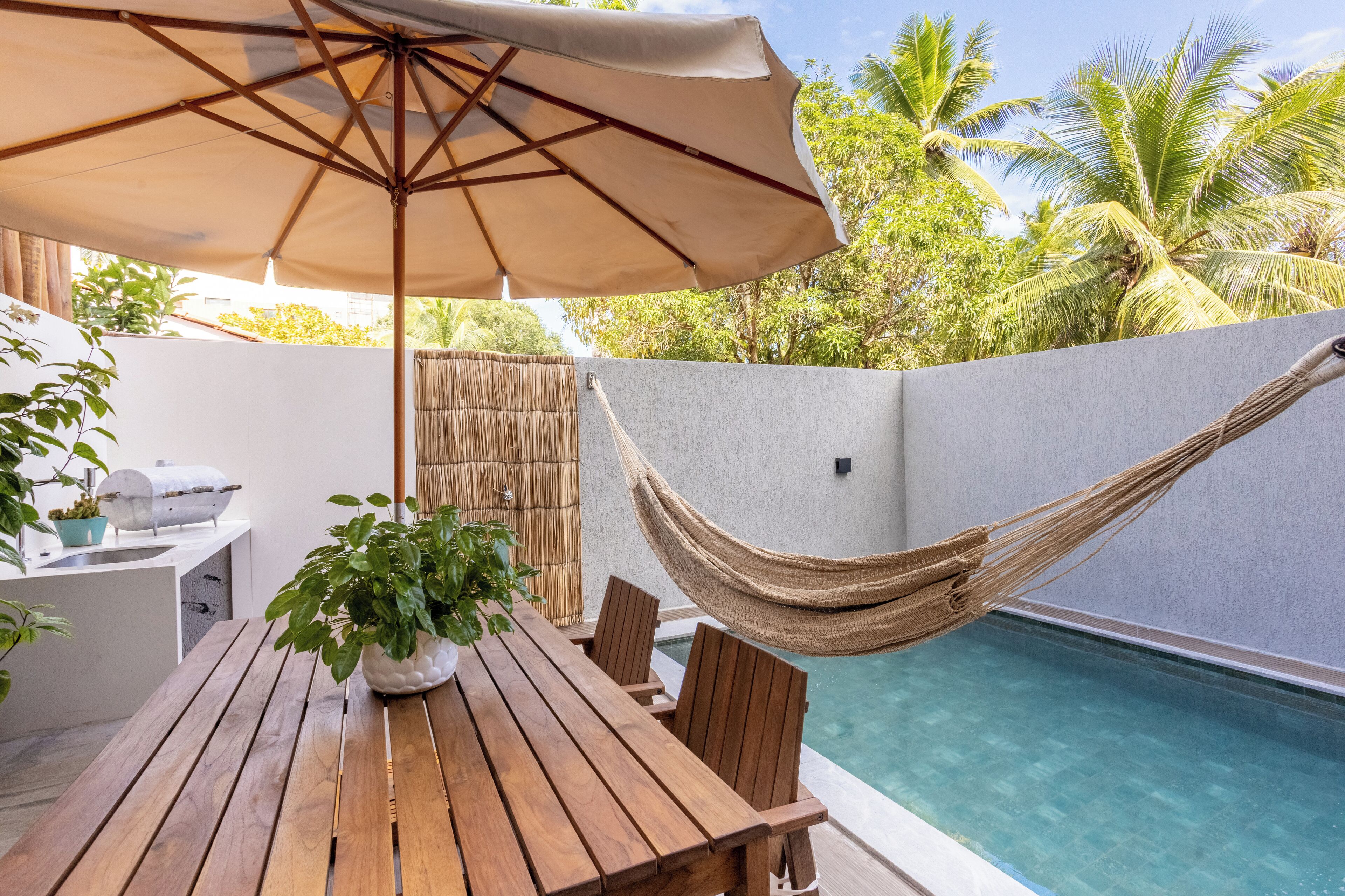 Premium Apartment, Pool View | Free WiFi