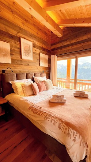 5 室のベッドルーム、アイロン / アイロン台、WiFi、ベッドシーツ