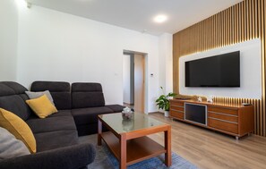 Living area - Stunning apartment in Visnjevac with sauna (Visnjevac)