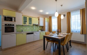 Fridge, dishwasher, coffee/tea maker