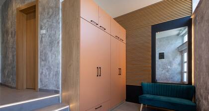 Superbe appartement Ă Visnjevac avec sauna