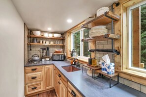 Fridge, microwave, stovetop, coffee/tea maker