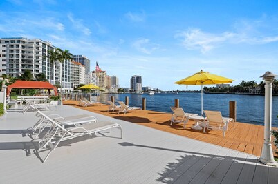Waterfront Bliss – Stylish 1BR Condo w/ Pool