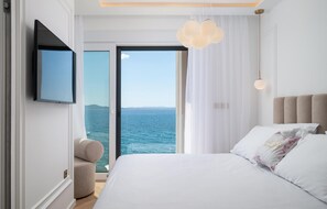 3 bedrooms, iron/ironing board, free WiFi