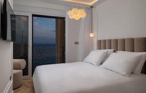 3 bedrooms, iron/ironing board, free WiFi