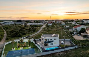 Exterior - Luxurious home in Vrsi with sauna (Vrsi)