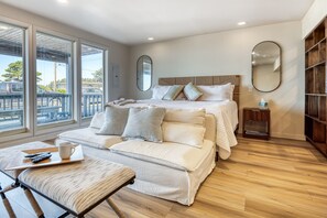 Escritorio, wifi gratis y ropa de cama 