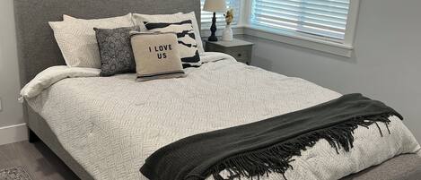 3 bedrooms, WiFi, bed sheets, wheelchair access