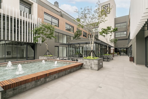 First Residencial Multifuncional by Viva - Conforto e Fácil Acesso às Melhores Praias de Floripa