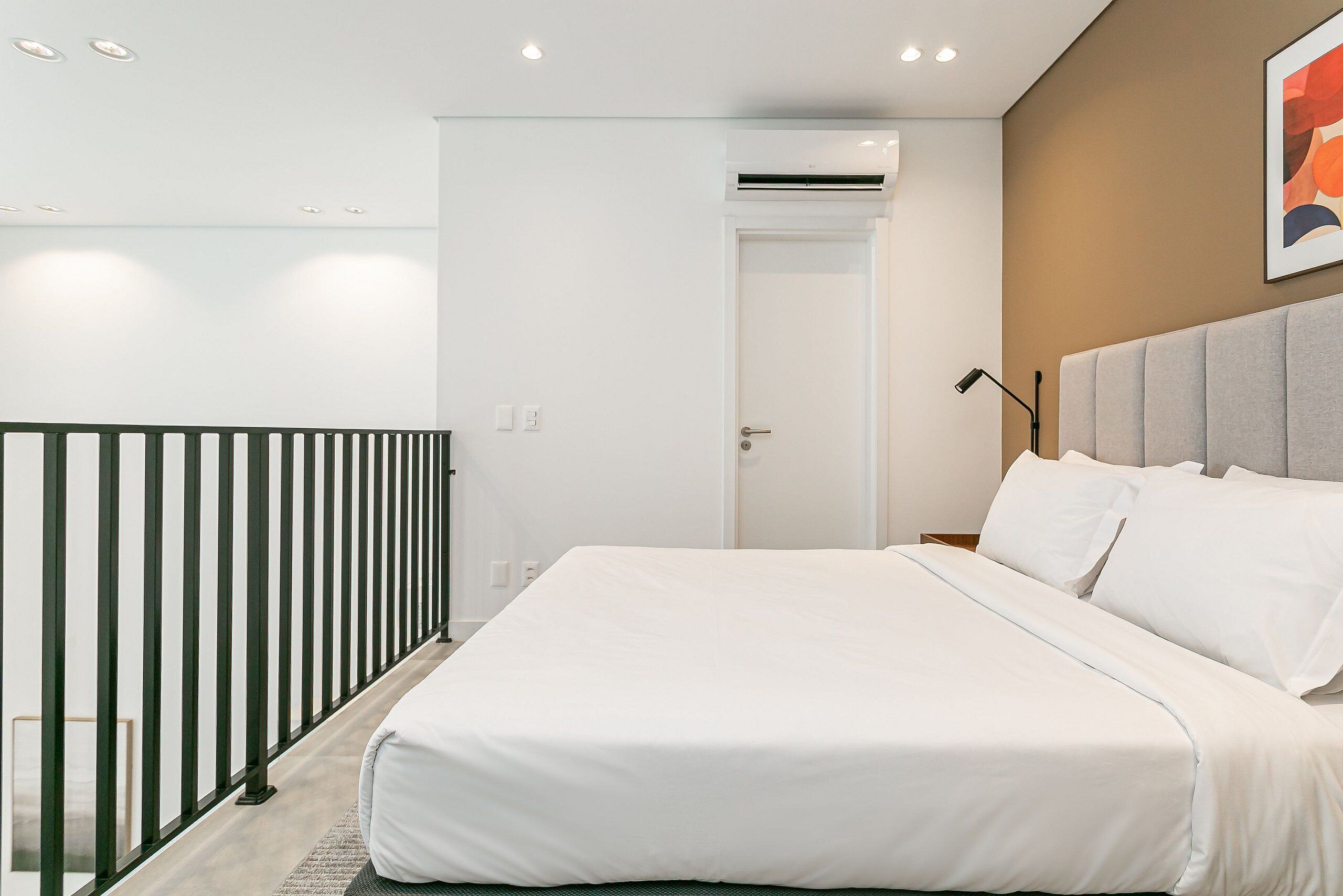 Appartement Confort | Fer et planche à repasser, accès au Wi-Fi (inclus), literie fournie