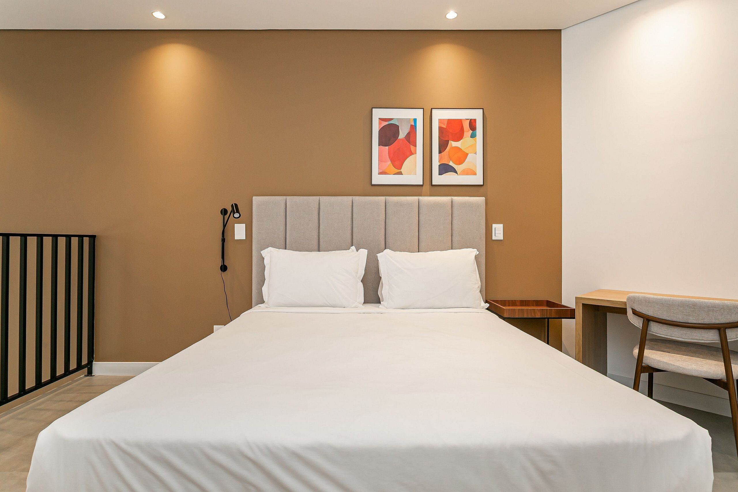 都會公寓 | 筆電工作空間、熨斗/熨衣板、免費無線上網、床單