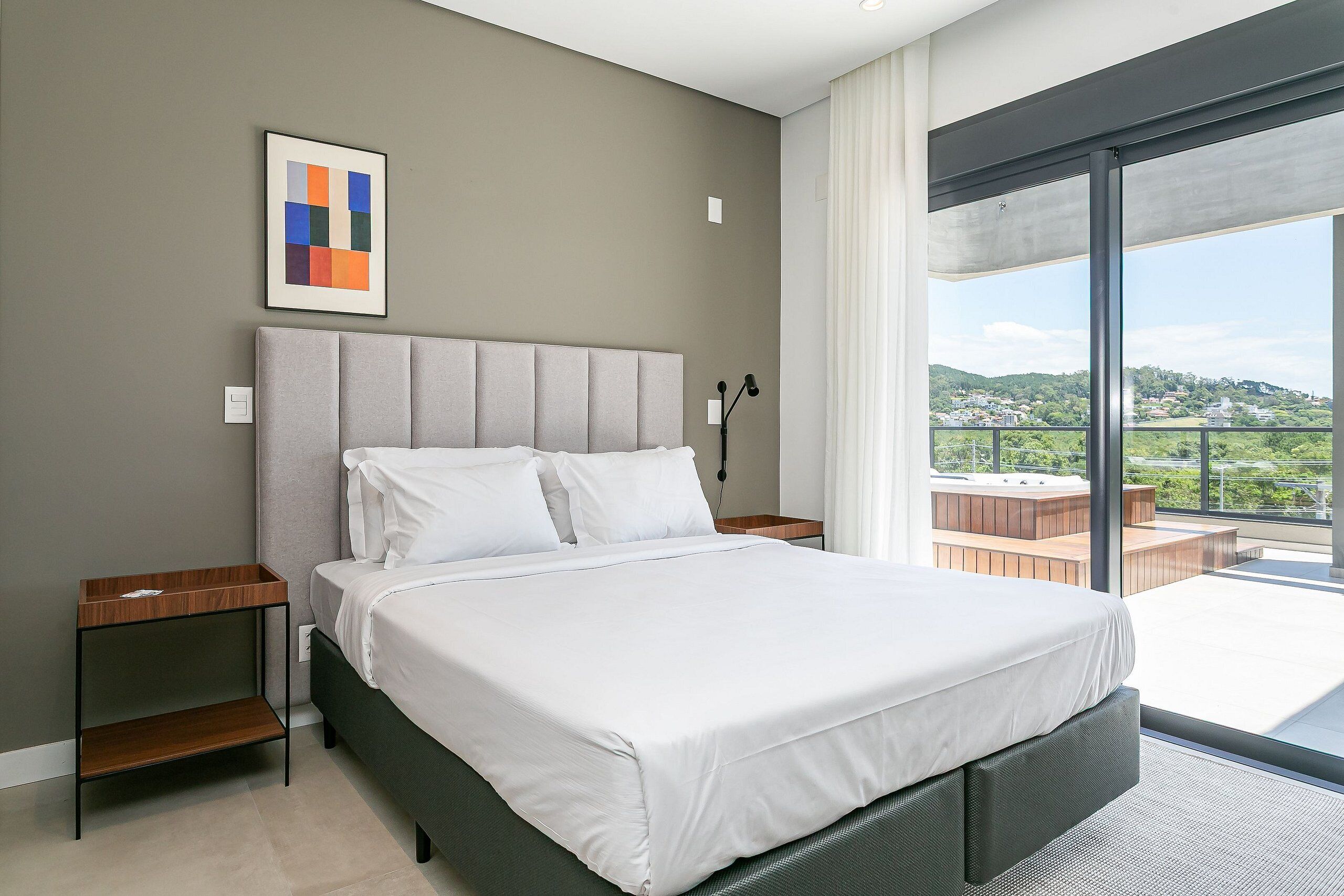 尊榮開放式客房 | 筆電工作空間、熨斗/熨衣板、免費無線上網、床單