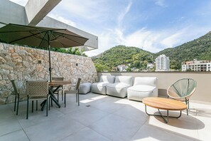 Porch - First Residencial Multifuncional by Viva - Conforto e Fácil Acesso às Melhores Praias de Floripa (Florianópolis)