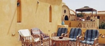 Golden Horizon Villa - Tunis village